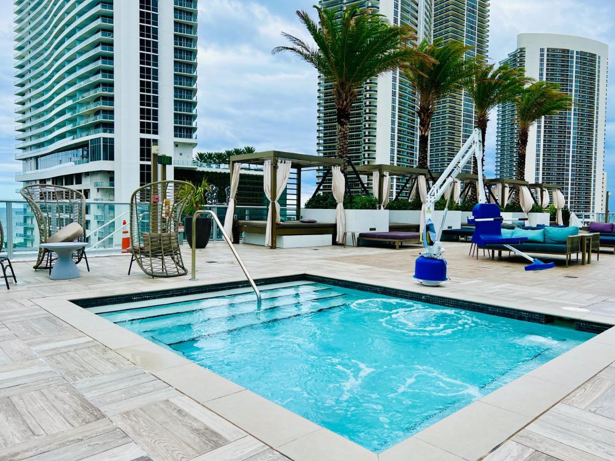 Hyde Beach House Resort - Million Apartment 2Bd 2Ba, Direct Ocean View, 1 Min From Beach, 6 Guests Hollywood Luaran gambar